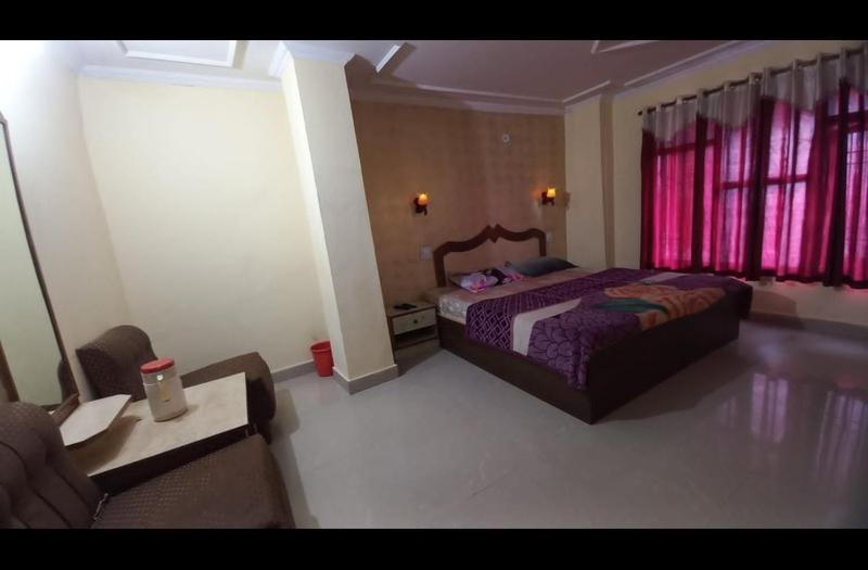 Hotel Harbans Шимла Екстериор снимка